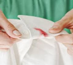 Cómo quitar manchas de sangre de la ropa: guía completa