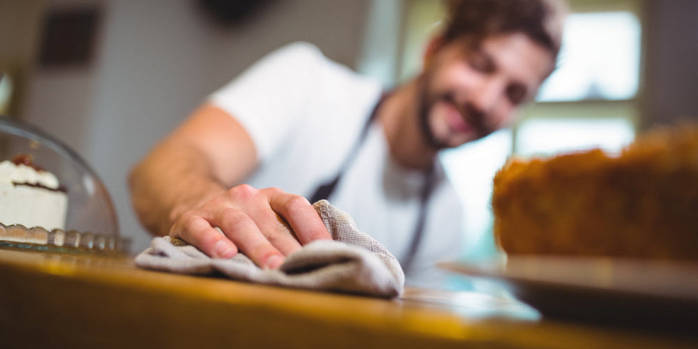Cómo limpiar terrazas y mobiliario exterior Horeca